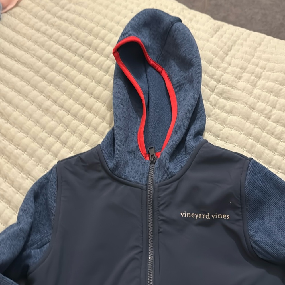Vineyard Vines Coat with hood